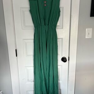 Matilda Jane Green Sleeveless Plunge Maxi Dress for Cocktail Parties